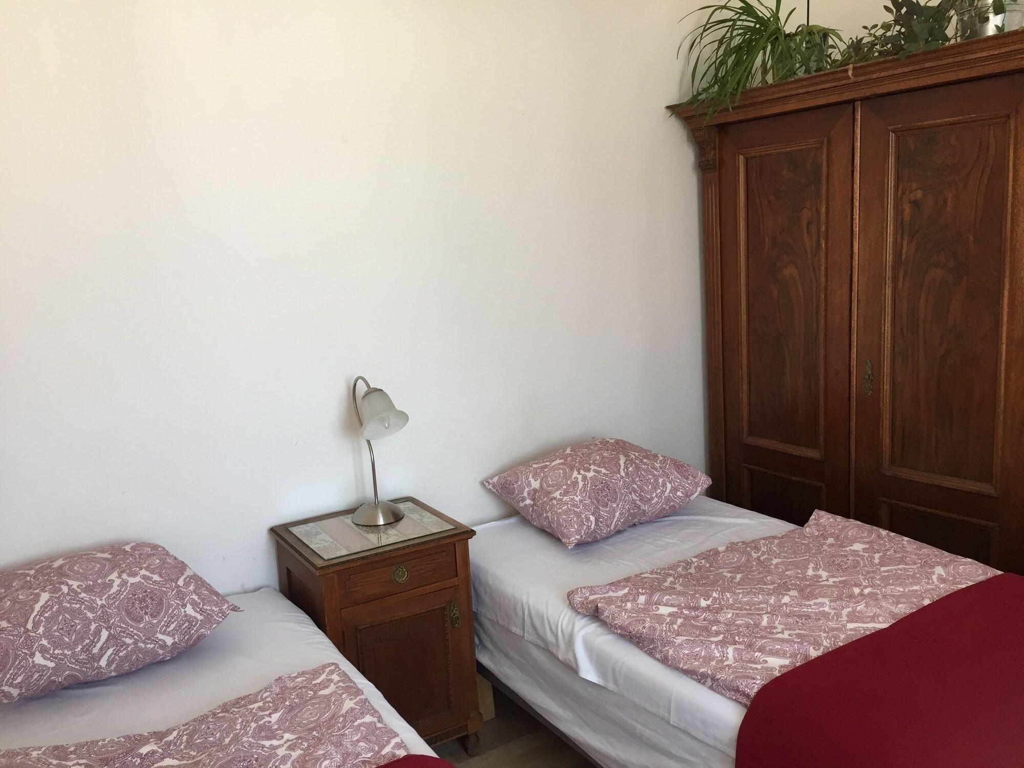 Hostel Rosemary Prague Extérieur photo