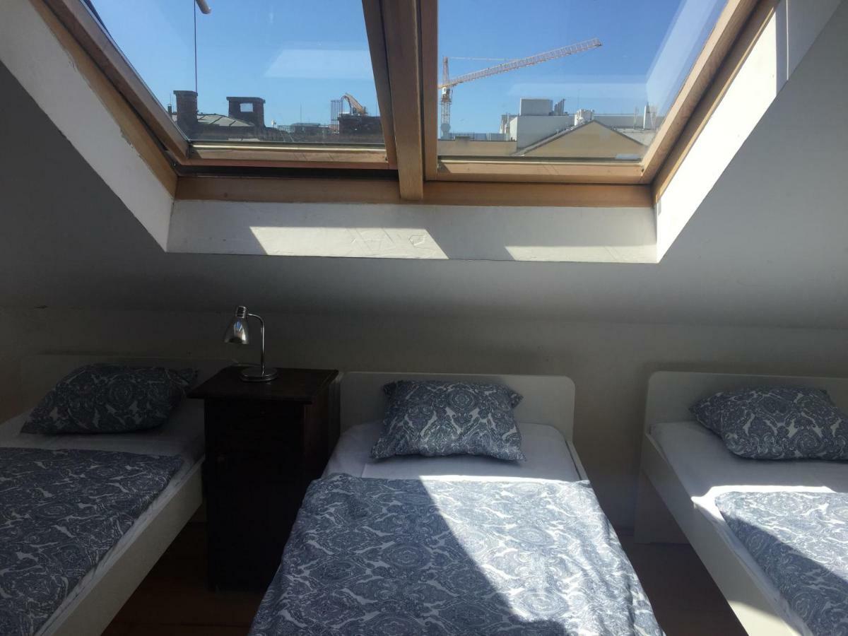 Hostel Rosemary Prague Extérieur photo